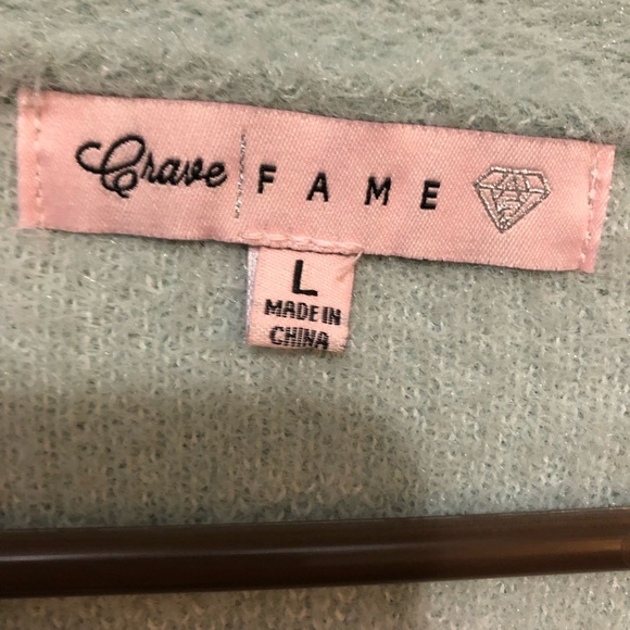 Crave Fame Juniors sweater, size L - Picture 4 of 4